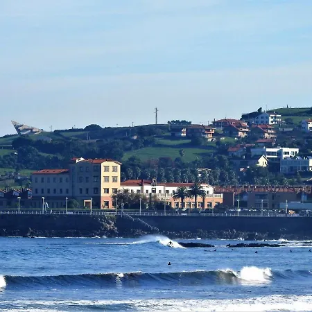 North Surf House 호스텔