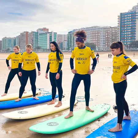 North Surf House 호스텔