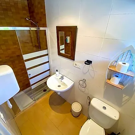 North Surf House Hostal